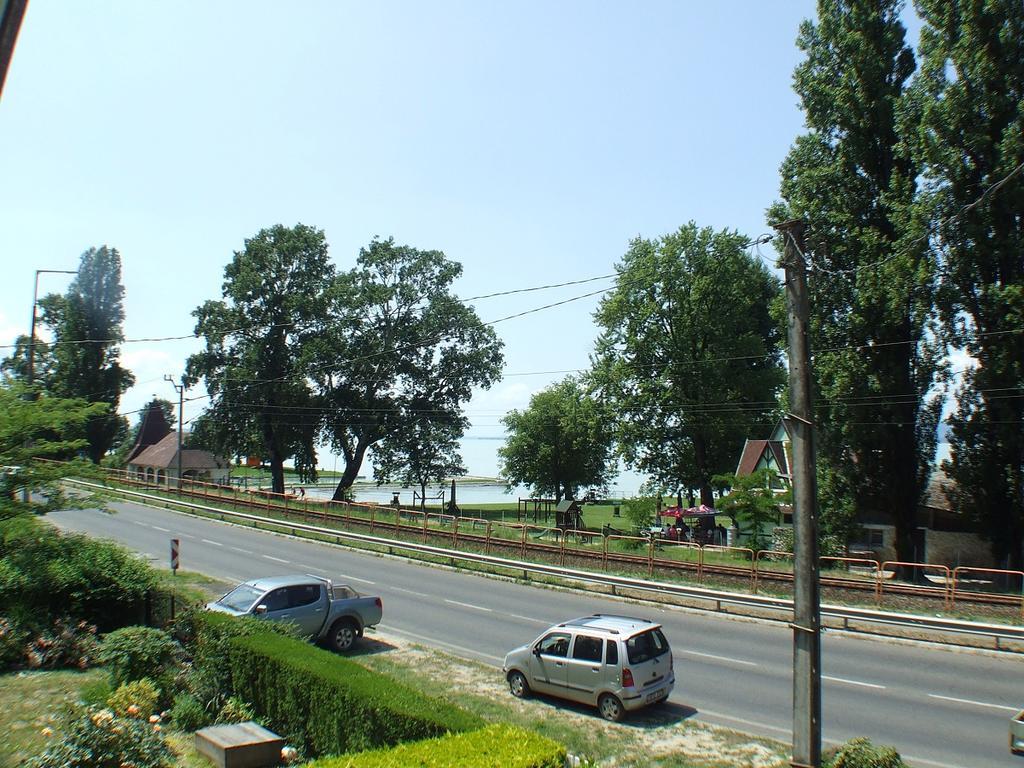 Vila Vizparti Nyaralo Fonyód Exteriér fotografie